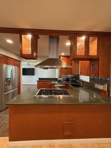 923 W 41st Street, Houston, TX 77018