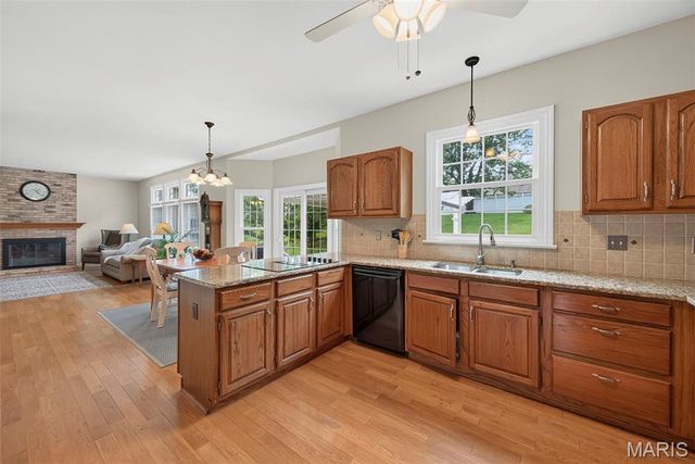 18126 Edgewood Circle, Wildwood, MO 63038