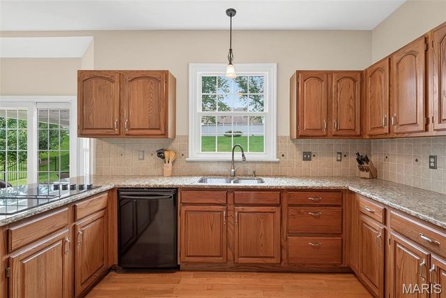 18126 Edgewood Circle, Wildwood, MO 63038