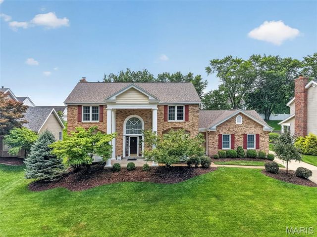 18126 Edgewood Circle, Wildwood, MO 63038