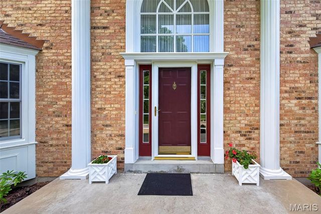 18126 Edgewood Circle, Wildwood, MO 63038