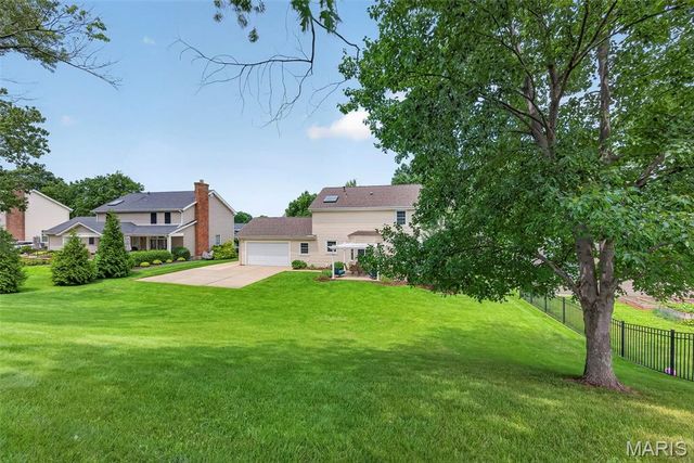 18126 Edgewood Circle, Wildwood, MO 63038