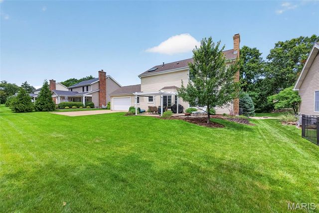 18126 Edgewood Circle, Wildwood, MO 63038