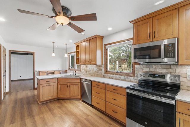 1426 N Westfield Road, Middleton, WI 53562