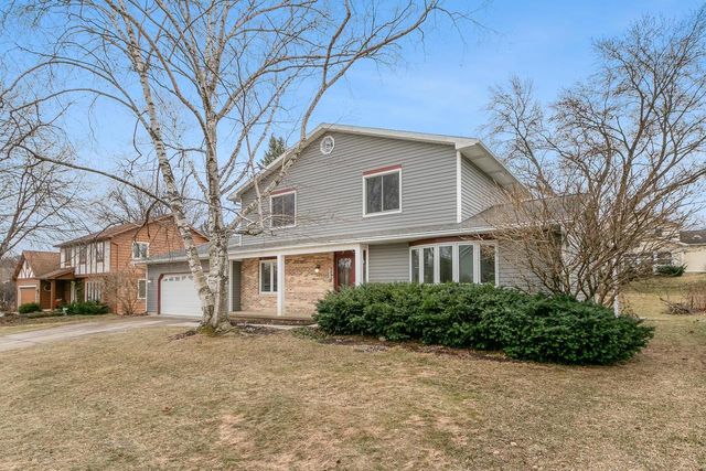 1426 N Westfield Road, Middleton, WI 53562