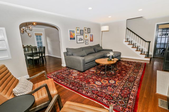 114 Garden Road, Columbus, OH 43214