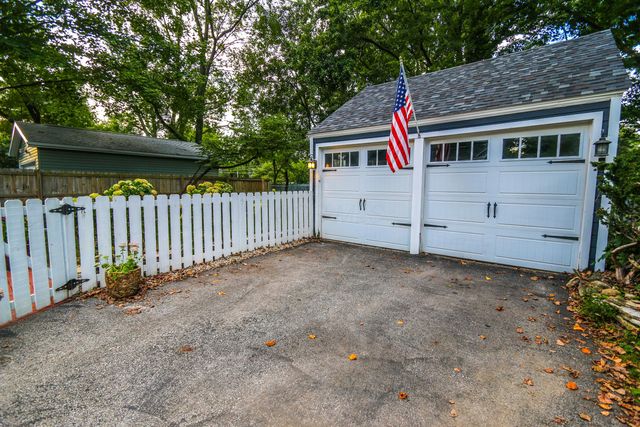 114 Garden Road, Columbus, OH 43214