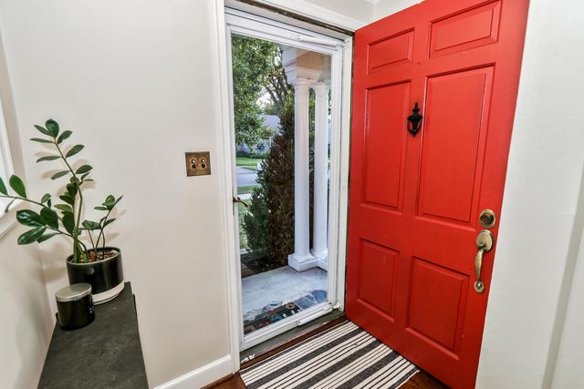 114 Garden Road, Columbus, OH 43214
