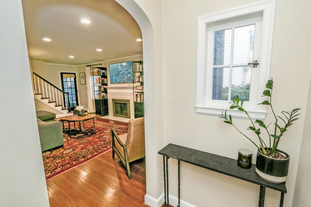 114 Garden Road, Columbus, OH 43214