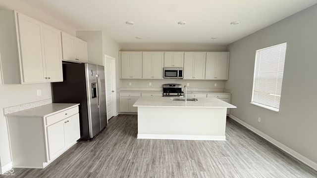 2431 S Carlota Drive, New Palestine, IN 46163