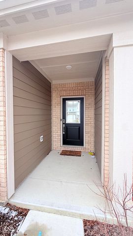 2431 S Carlota Drive, New Palestine, IN 46163