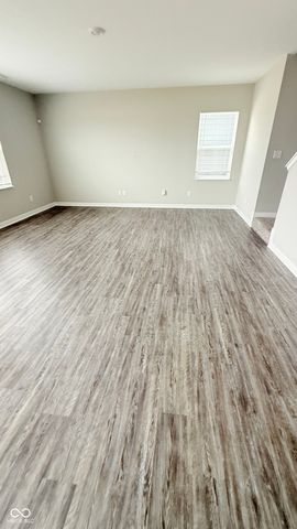 2431 S Carlota Drive, New Palestine, IN 46163