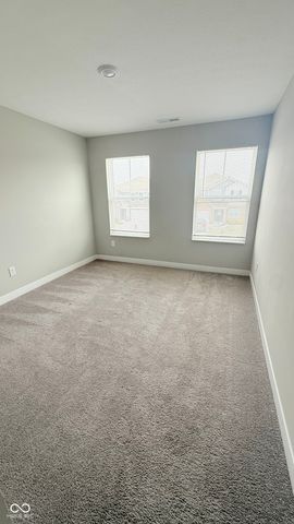 2431 S Carlota Drive, New Palestine, IN 46163