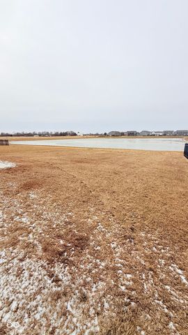 2431 S Carlota Drive, New Palestine, IN 46163