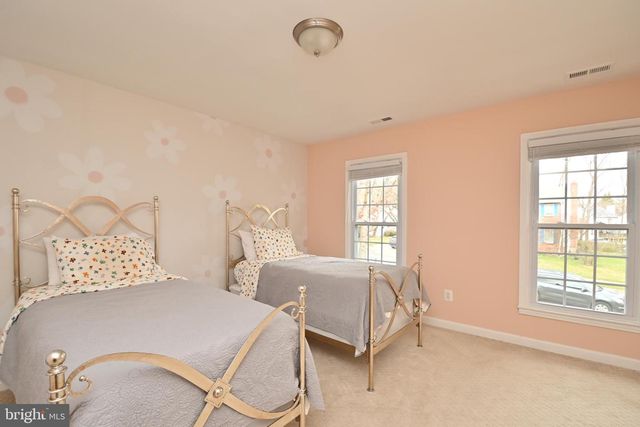 6431 FOREST RD, Landover, MD 20785