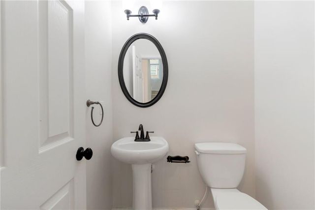4262 Winslow Hill Court, Suwanee, GA 30024