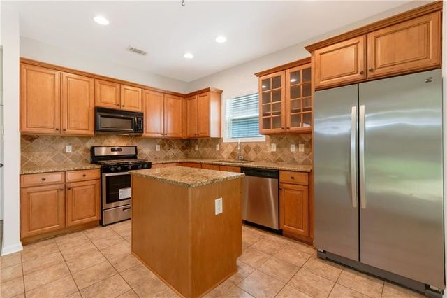 4262 Winslow Hill Court, Suwanee, GA 30024
