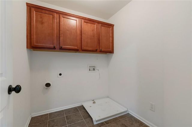 4262 Winslow Hill Court, Suwanee, GA 30024