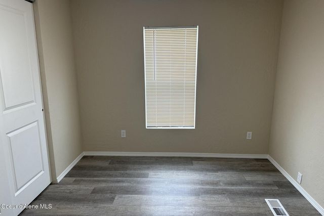 10734 N Benoit St, Hayden, ID 83835