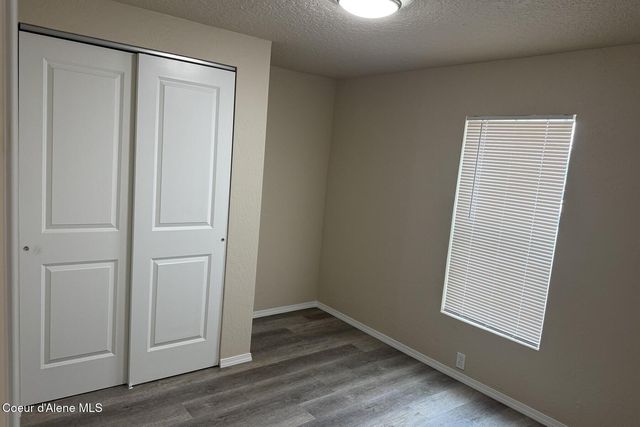 10734 N Benoit St, Hayden, ID 83835