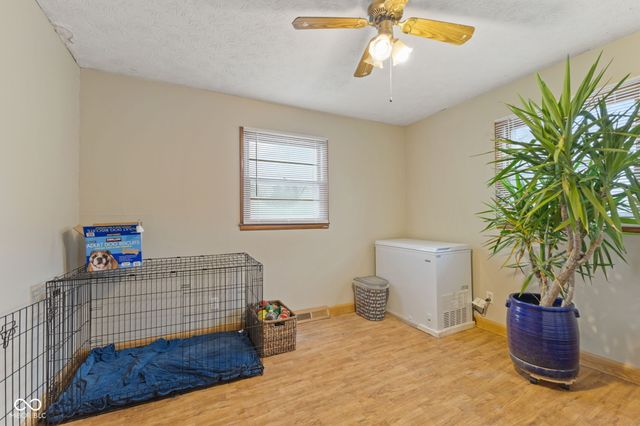 8358 W Sycamore Road, Fairland, IN 46126