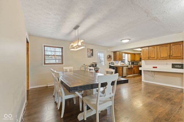 8358 W Sycamore Road, Fairland, IN 46126