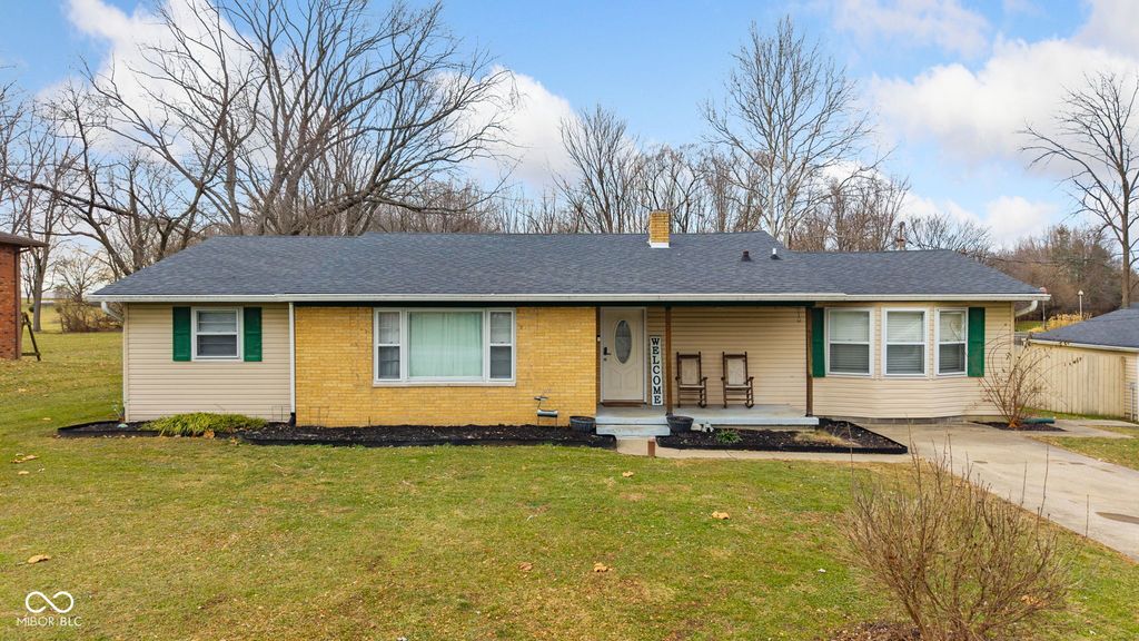 8358 W Sycamore Road, Fairland, IN 46126