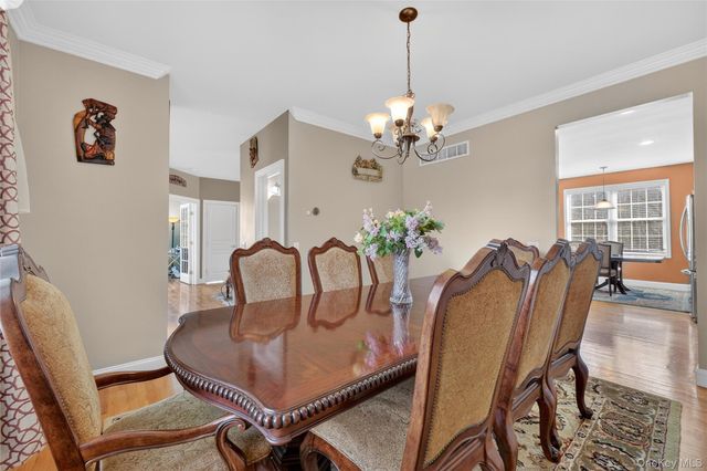 30 Meadowood Lane, Wappingers Falls, NY 12590