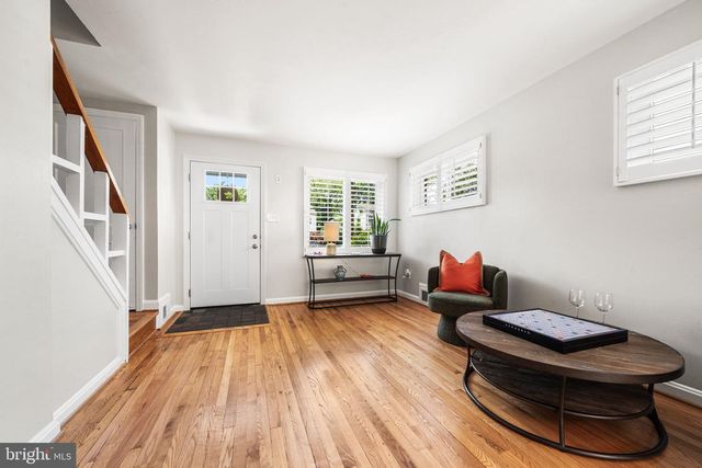 6801 RADCLIFFE DR, Alexandria, VA 22307