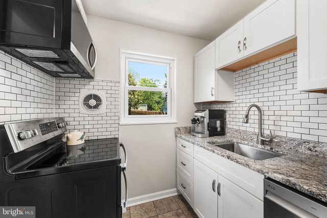 6801 RADCLIFFE DR, Alexandria, VA 22307