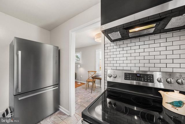 6801 RADCLIFFE DR, Alexandria, VA 22307
