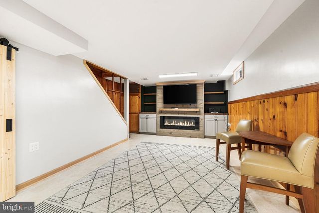 6801 RADCLIFFE DR, Alexandria, VA 22307