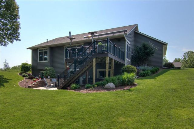 4634 S Oakwood Hills Parkway, Eau Claire, WI 54701