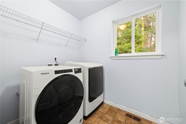 181 Duck Lake Drive SE, Ocean Shores, WA 98569