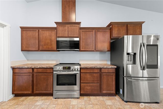 181 Duck Lake Drive SE, Ocean Shores, WA 98569