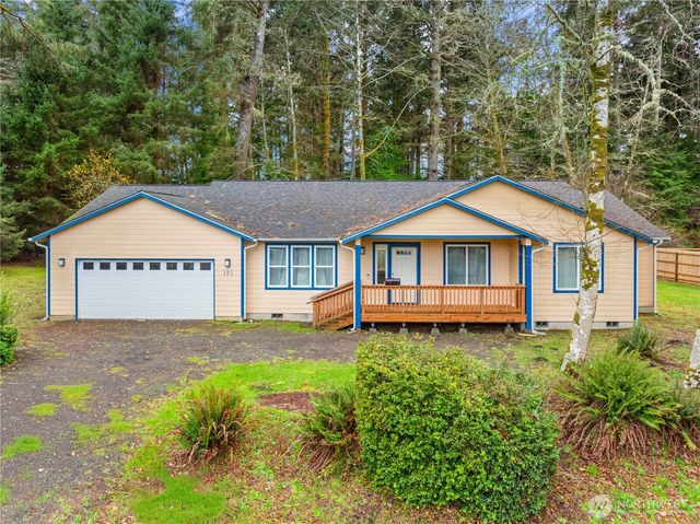 181 Duck Lake Drive SE, Ocean Shores, WA 98569