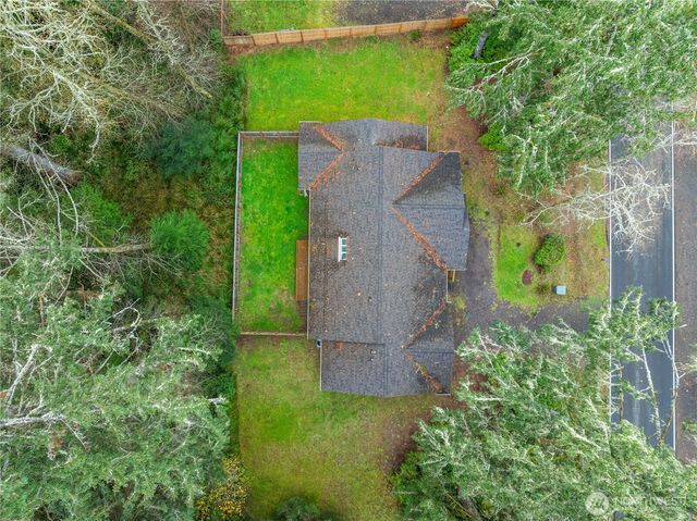 181 Duck Lake Drive SE, Ocean Shores, WA 98569