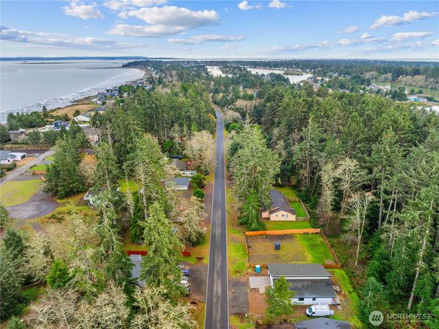 181 Duck Lake Drive SE, Ocean Shores, WA 98569