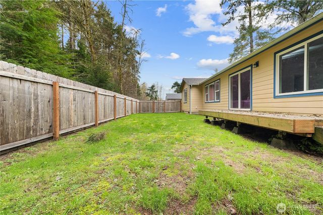 181 Duck Lake Drive SE, Ocean Shores, WA 98569