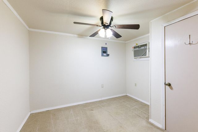 211 Chestnut-Rear Street, Idalou, TX 79329