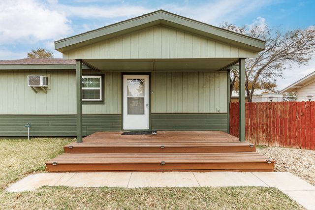 211 Chestnut-Rear Street, Idalou, TX 79329