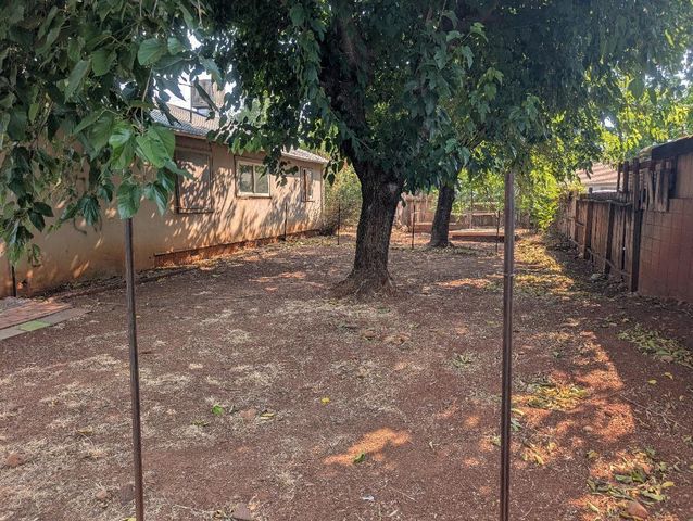 1118 4th Street, Redding, CA 96002