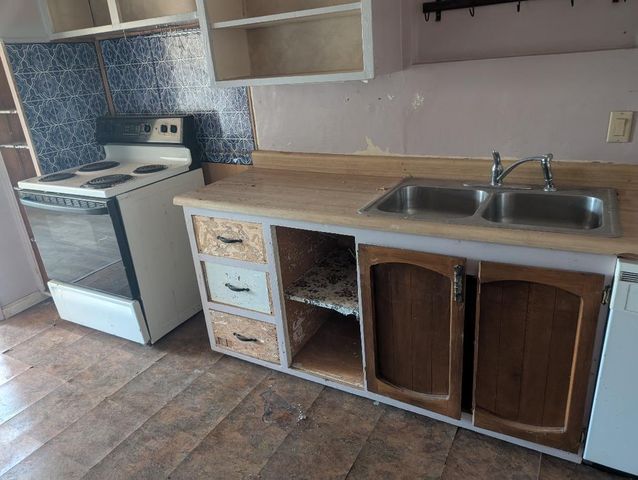 1118 4th Street, Redding, CA 96002