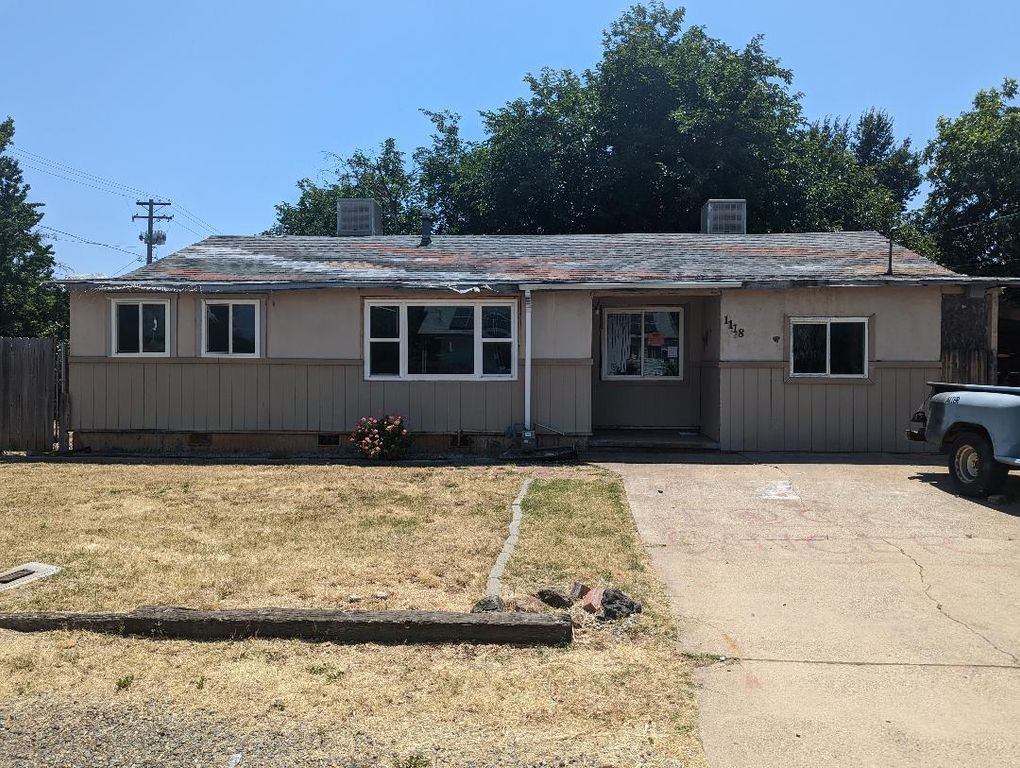 1118 4th Street, Redding, CA 96002