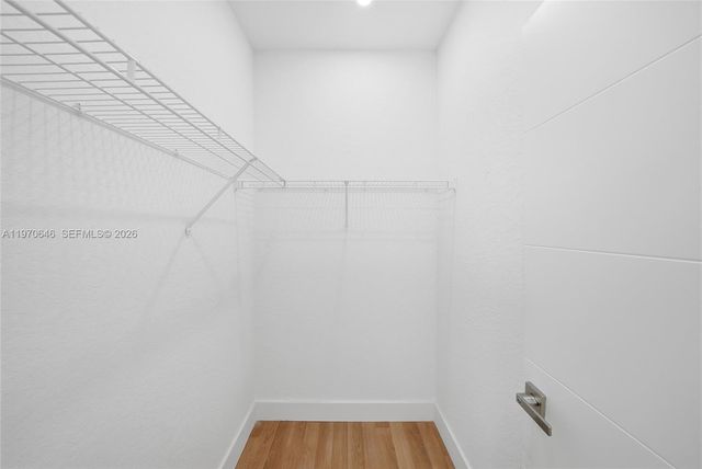 1887 Harbor View Cir, Weston, FL 33327