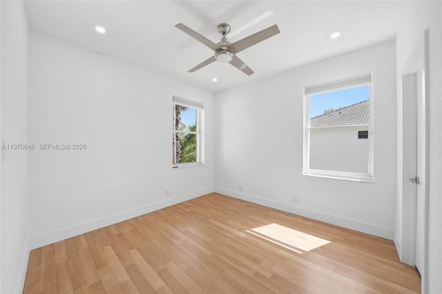 1887 Harbor View Cir, Weston, FL 33327