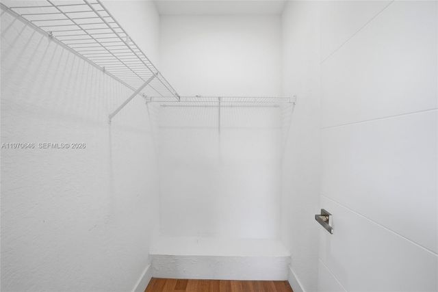 1887 Harbor View Cir, Weston, FL 33327