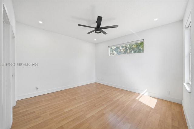 1887 Harbor View Cir, Weston, FL 33327