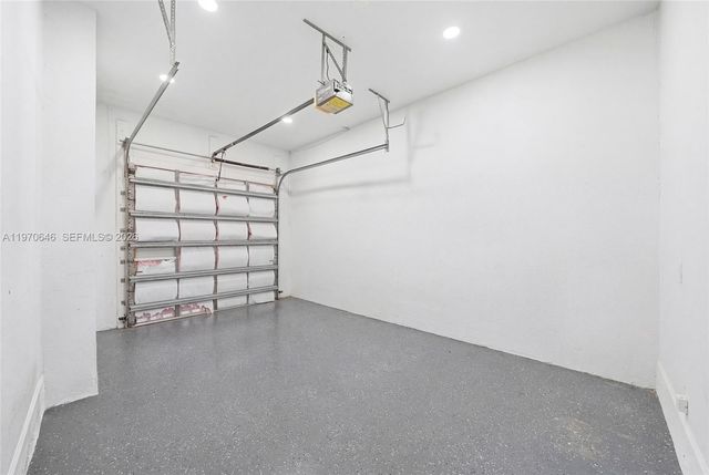 1887 Harbor View Cir, Weston, FL 33327