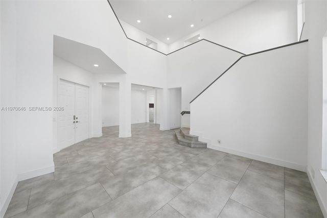 1887 Harbor View Cir, Weston, FL 33327